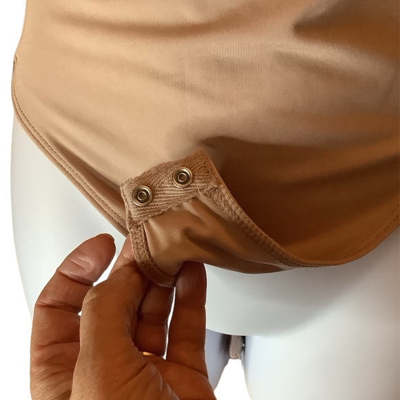 SWS Contoured bodysuit - Picture 2 of 6